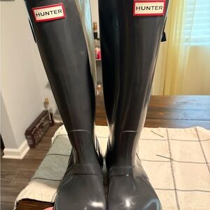 Hunter Navy Glossy Tall Rain Boots